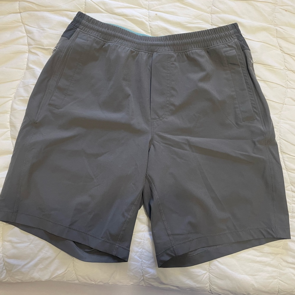 Bird dogs shorts. Size L